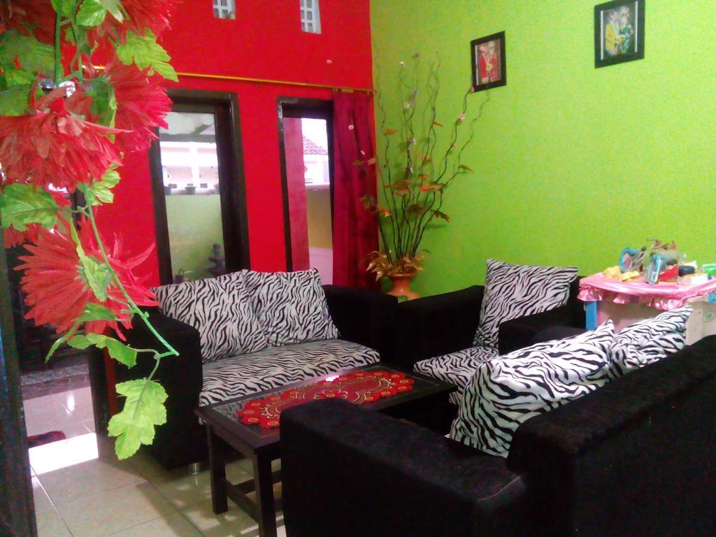 Banyuwangi Homestay Екстер'єр фото